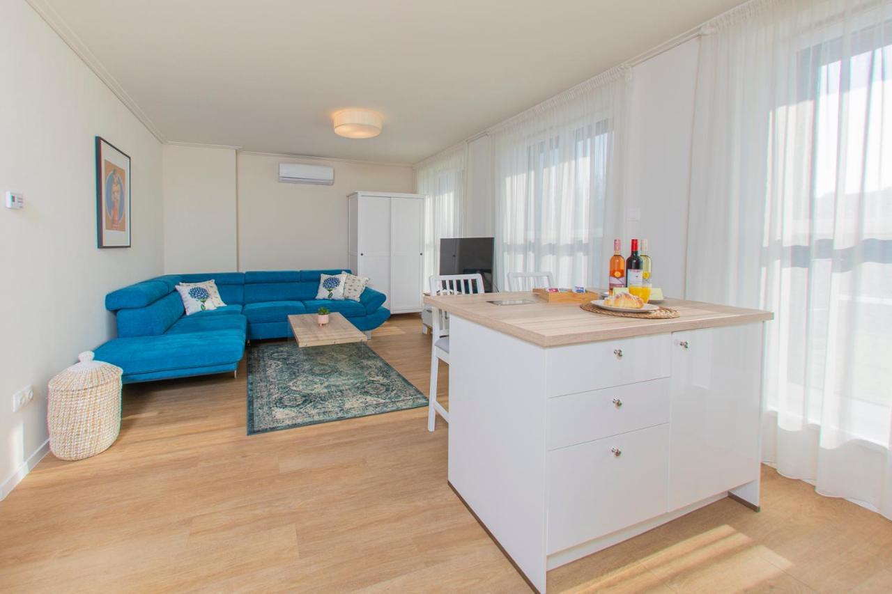 Sun Terrace Mini Penthouse Bestern Segedin Dış mekan fotoğraf